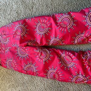 Girls Columbia XS snow pants. Gently used. Good condition.